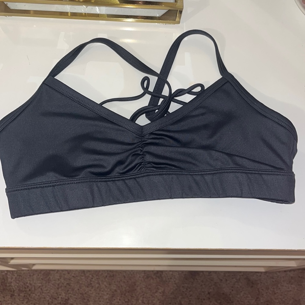 Alo yoga sport bra
